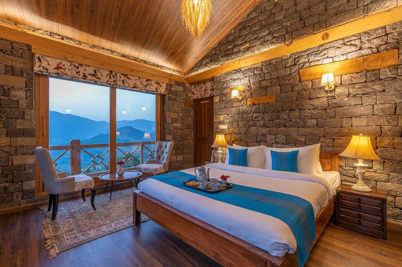 Stayvista At Mountain Mirage 3Br Villa Luxury In Kasauli With Jacuzzi Solan Esterno foto