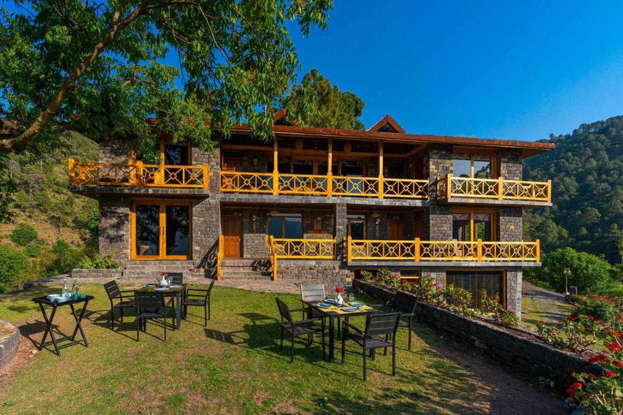 Stayvista At Mountain Mirage 3Br Villa Luxury In Kasauli With Jacuzzi Solan Esterno foto